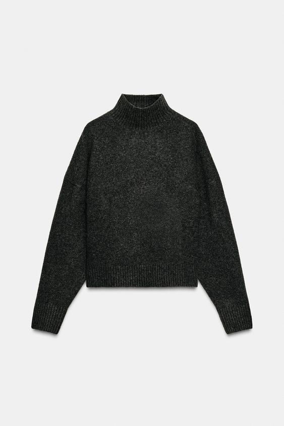 SOFT KNIT HIGH NECK JUMPER