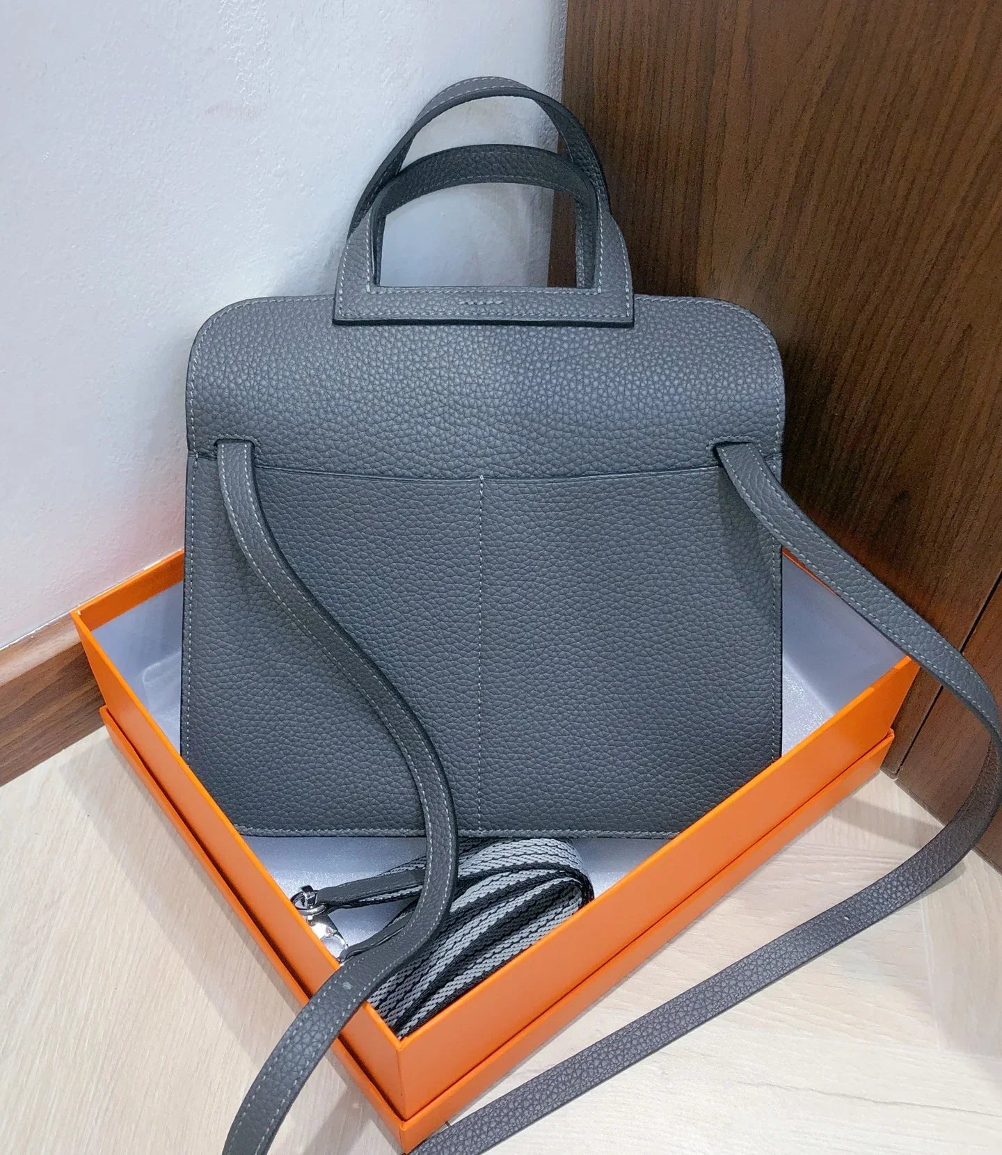 Main Black White Contrast Flap Crossbody Bag With Silver Buckle & Two Detachable Shoulder Straps